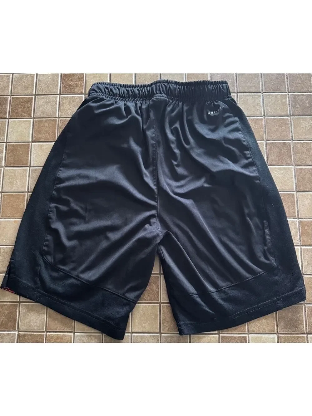 Boys Nike Dri-FIT Shorts Size L Black and Red